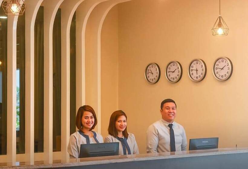 هتل Iloilo Gateway