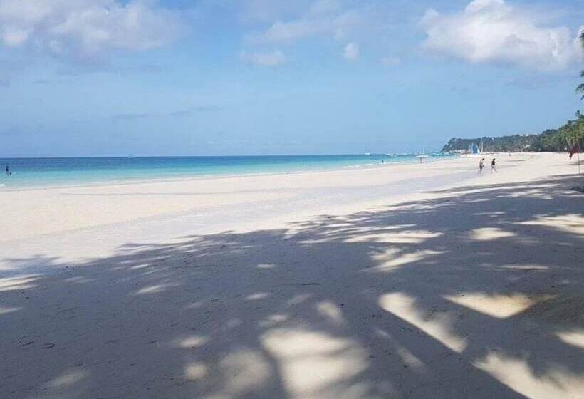 هتل Jejsellends Garden Cottages