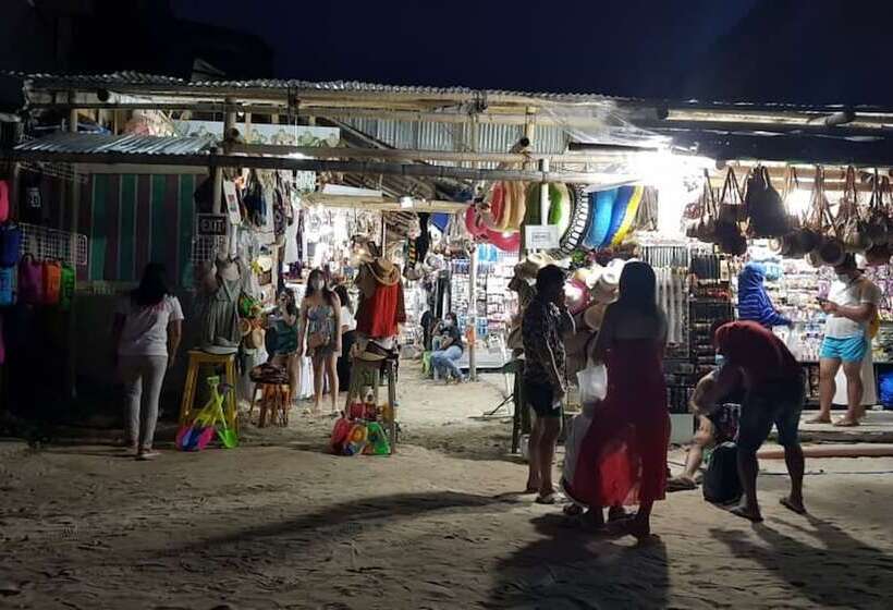 هتل Jejsellends Garden Cottages