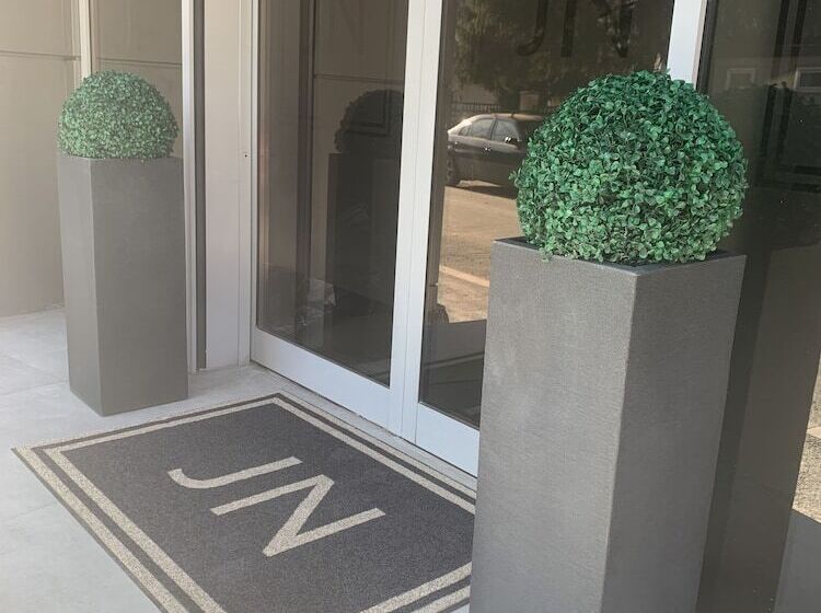 هتل Jn Boutique