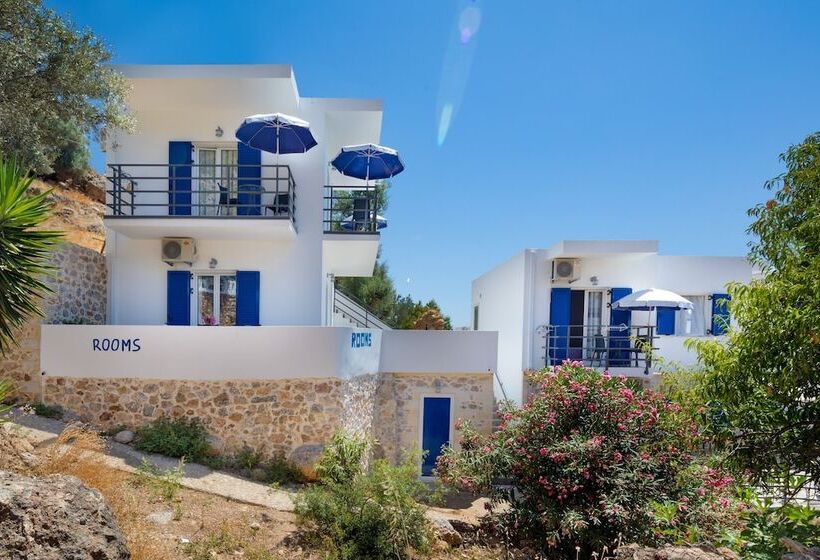 בית מלון כפרי John Akroyiali Rooms