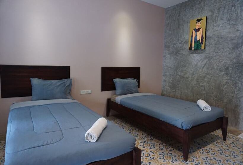 בית מלון כפרי Lampang Resort