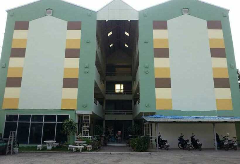 Отель Lamphun Place