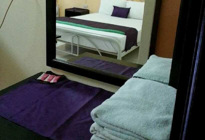 Отель Lamphun Place