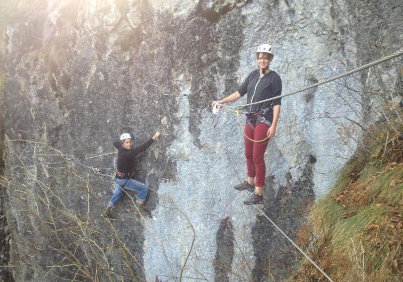 בית מלון כפרי Leysin Lodge