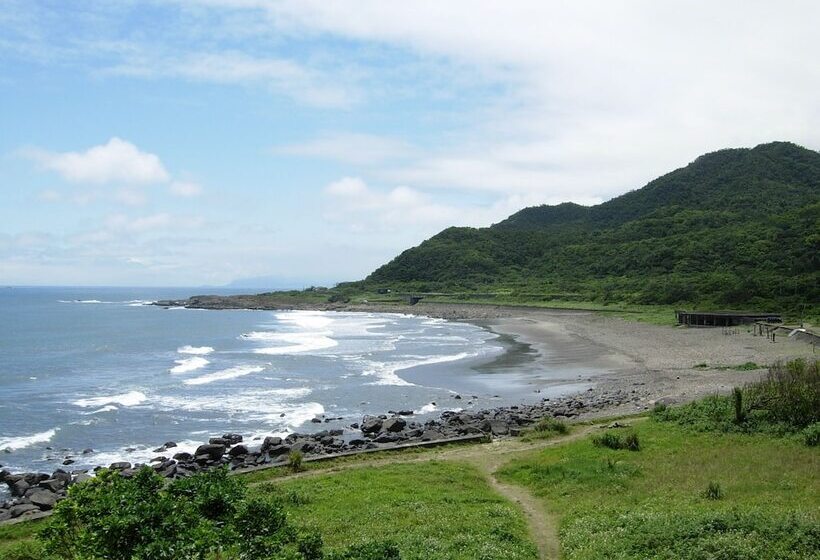 هتل Migratory Birds