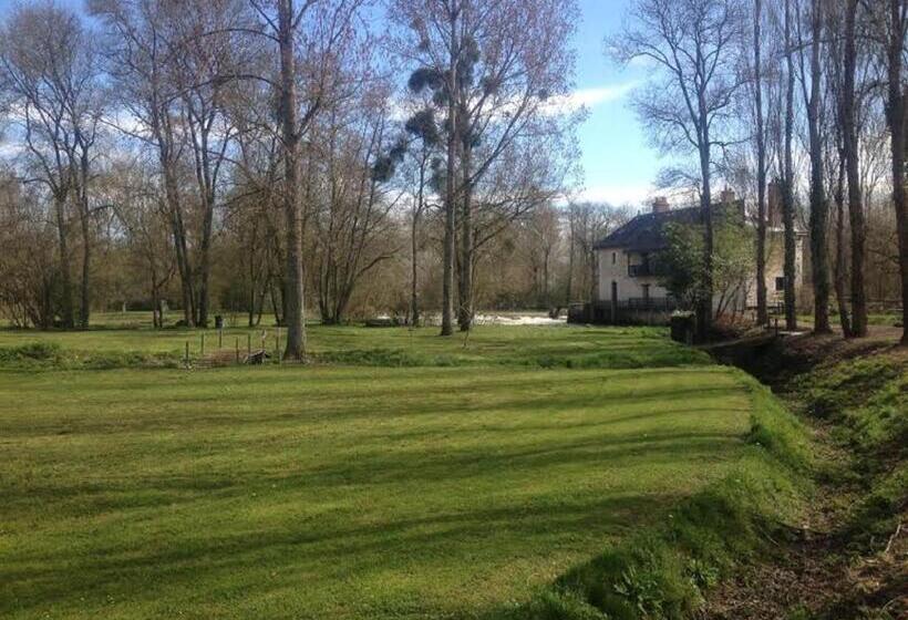 فندق Moulin De La Chevriere