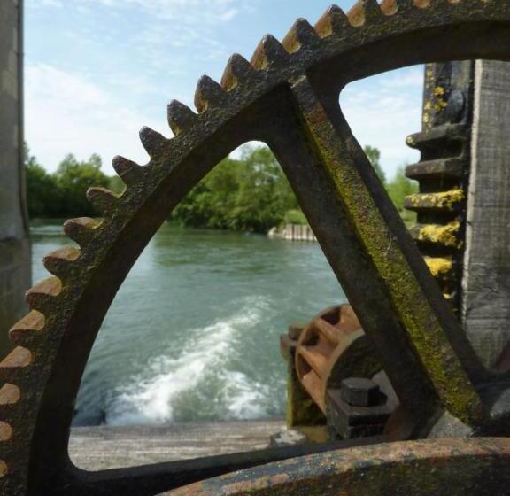 בית מלון כפרי Moulin De La Chevriere