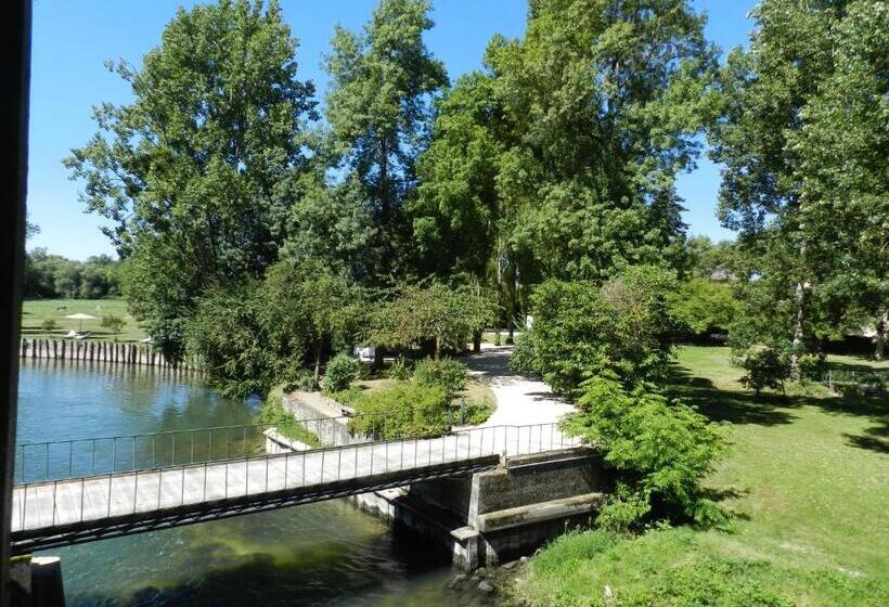 בית מלון כפרי Moulin De La Chevriere