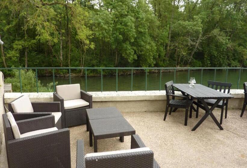 בית מלון כפרי Moulin De La Chevriere