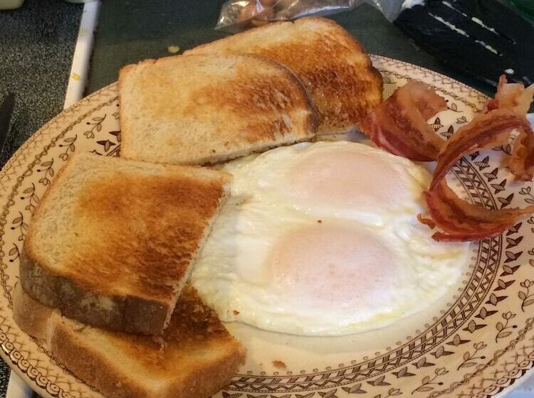 בית מלון כפרי Munro House B And B