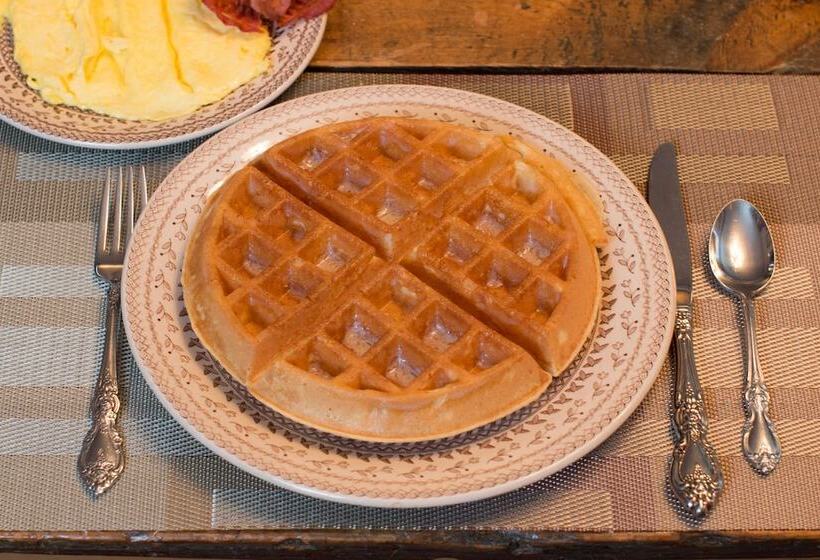 בית מלון כפרי Munro House B And B