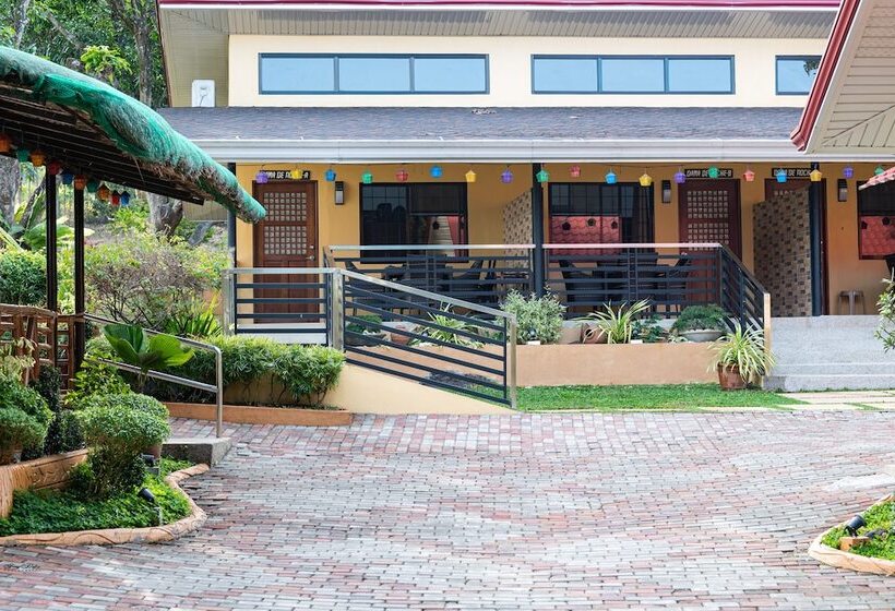 فندق Nauvoo Farm Resort