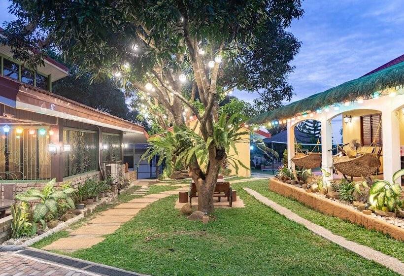 فندق Nauvoo Farm Resort