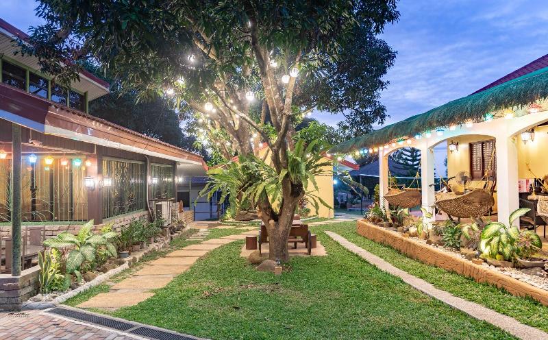 فندق Nauvoo Farm Resort