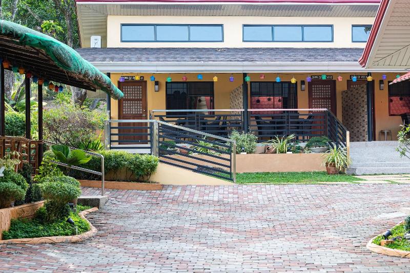 فندق Nauvoo Farm Resort