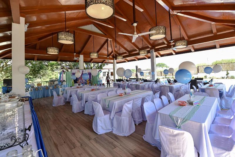 فندق Nauvoo Farm Resort