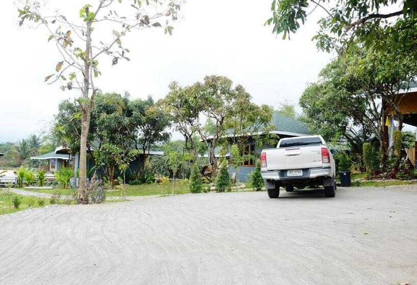 فندق Nok Chan Mee Na