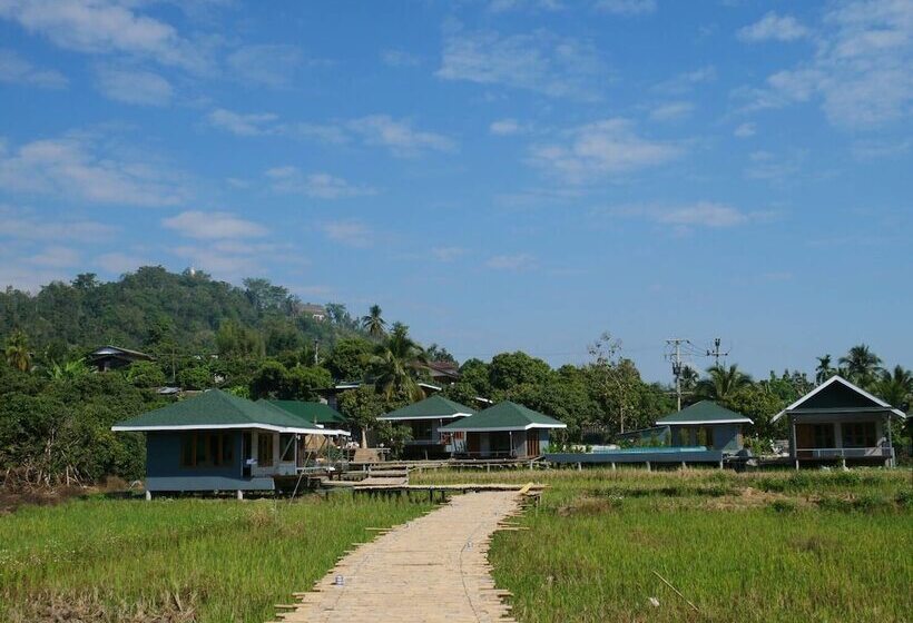 فندق Nok Chan Mee Na