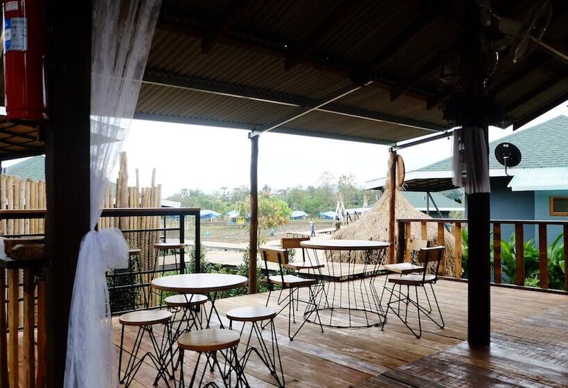 فندق Nok Chan Mee Na