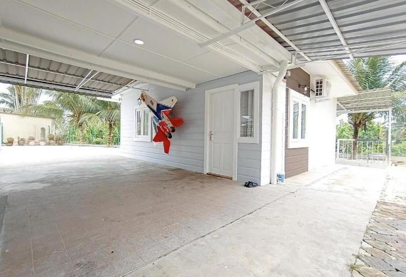 فندق Oyo 90188 Sibu Aeroplane Homestay2u