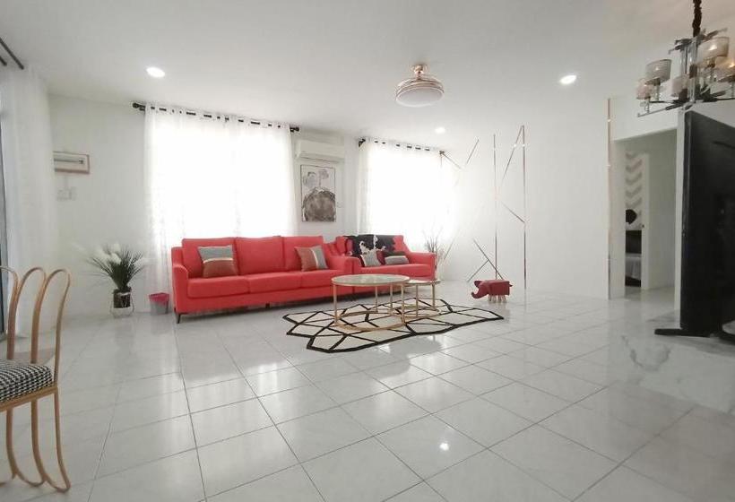 Szálloda Sibu Wedding Homestay2u婚礼主题民宿@delta Mall