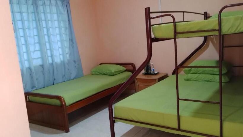 فندق Bayu Beach Chalet Pcb