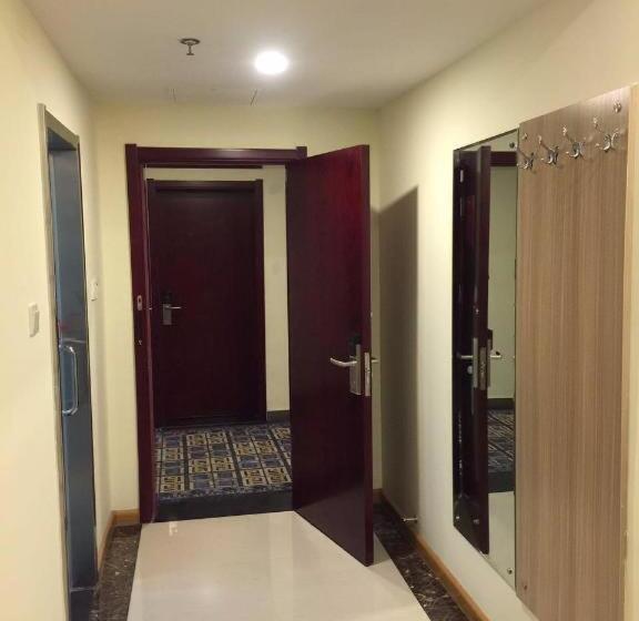 Pai Hotel Jining Wenshang Baoxiang Temple