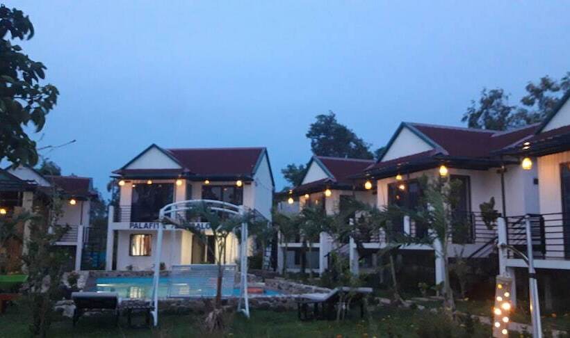 هتل Palafita Bungalow