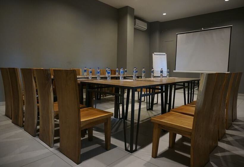 酒店 Pantes Simpang Lima Semarang