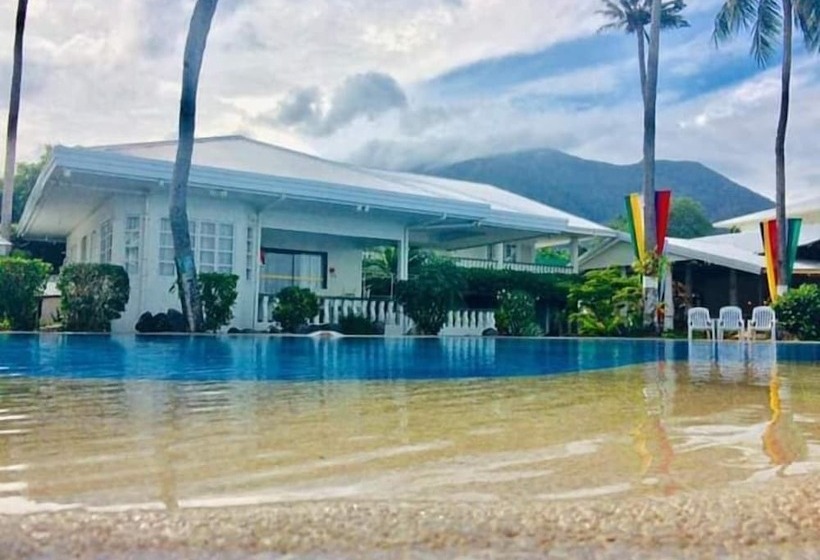 هتل Paras Beach Resort