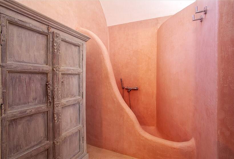 בית מלון כפרי Radiant Santorini