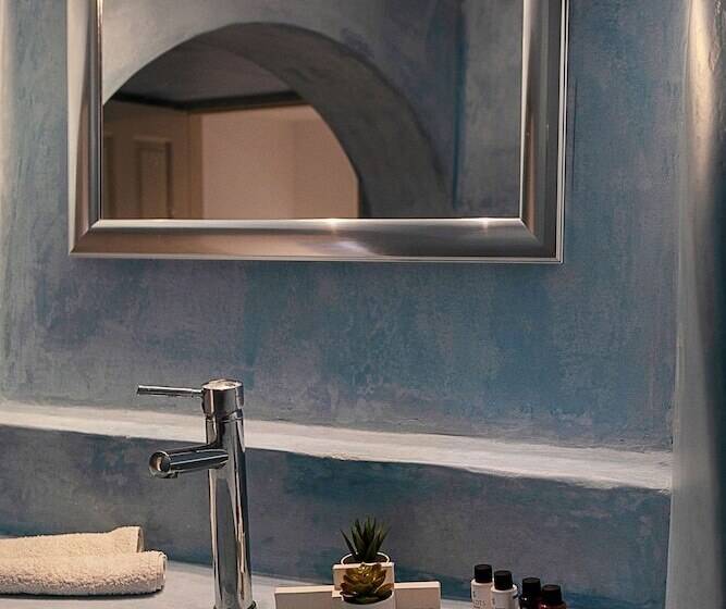 בית מלון כפרי Radiant Santorini