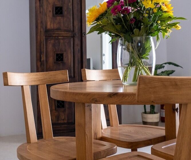 בית מלון כפרי Radiant Santorini