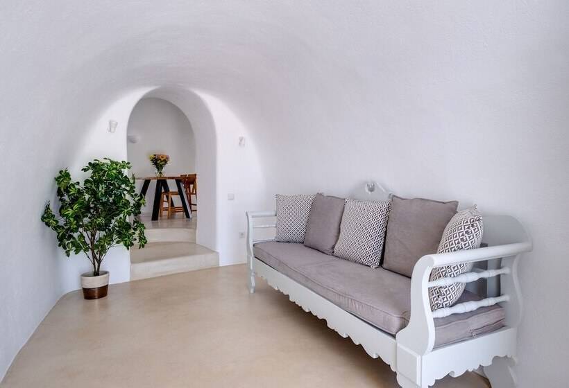 בית מלון כפרי Radiant Santorini