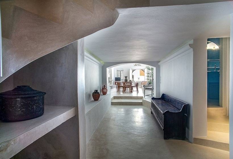 בית מלון כפרי Radiant Santorini