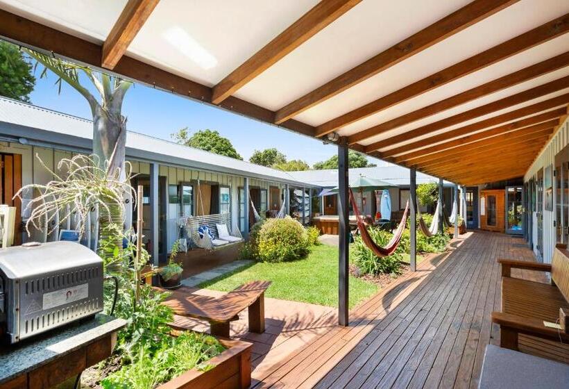 호텔 Raglan Backpackers