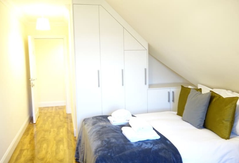 ホテル Rc Airport Rooms