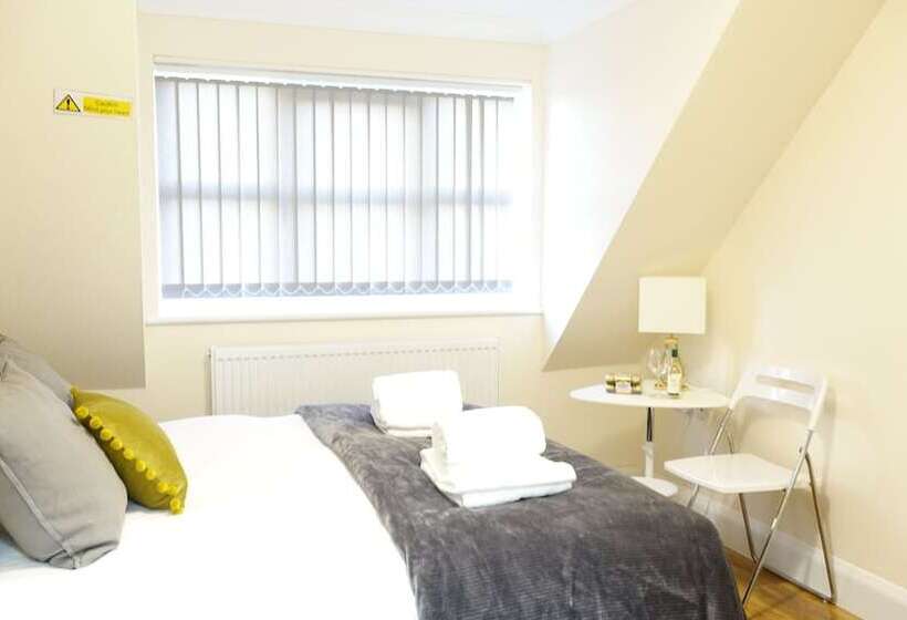 ホテル Rc Airport Rooms