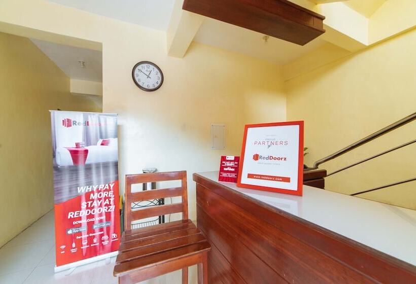 فندق Reddoorz @ D Maagma Street