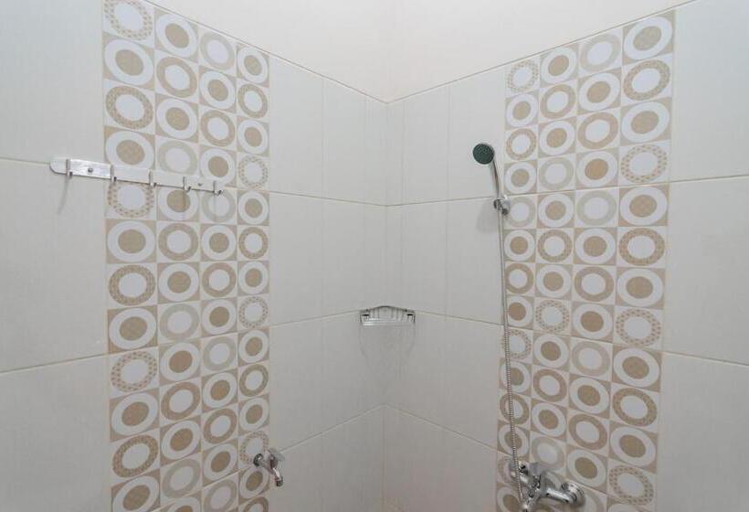 酒店 Reddoorz Syariah Plus @ Perintis Guesthouse Tasikmalaya