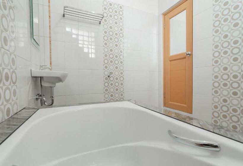 酒店 Reddoorz Syariah Plus @ Perintis Guesthouse Tasikmalaya