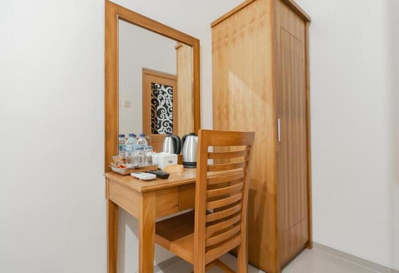 酒店 Reddoorz Syariah Plus @ Perintis Guesthouse Tasikmalaya