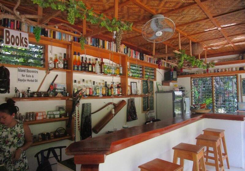 בית מלון כפרי Royal Cliff Resort