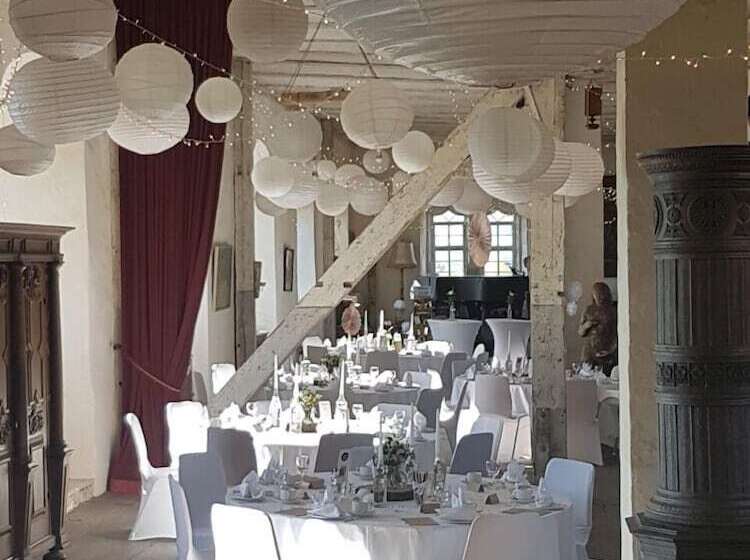 Отель Schloss Breitungen