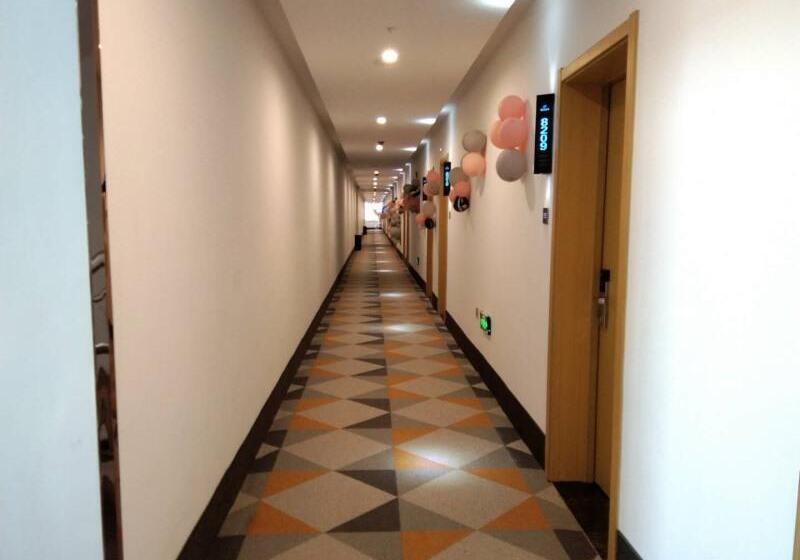 בית מלון כפרי Shell Heze Shan County Donghuan Road