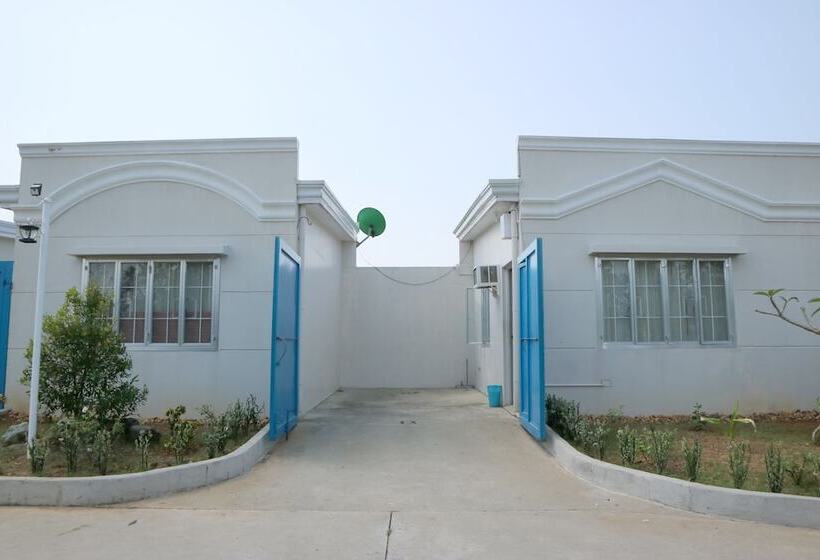 هتل Shorestop Resort Inn