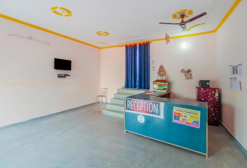 בית מלון כפרי Spot On 46977  City Light Palace And Restaurants