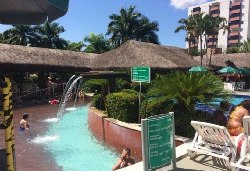 בית מלון כפרי Hot Springs