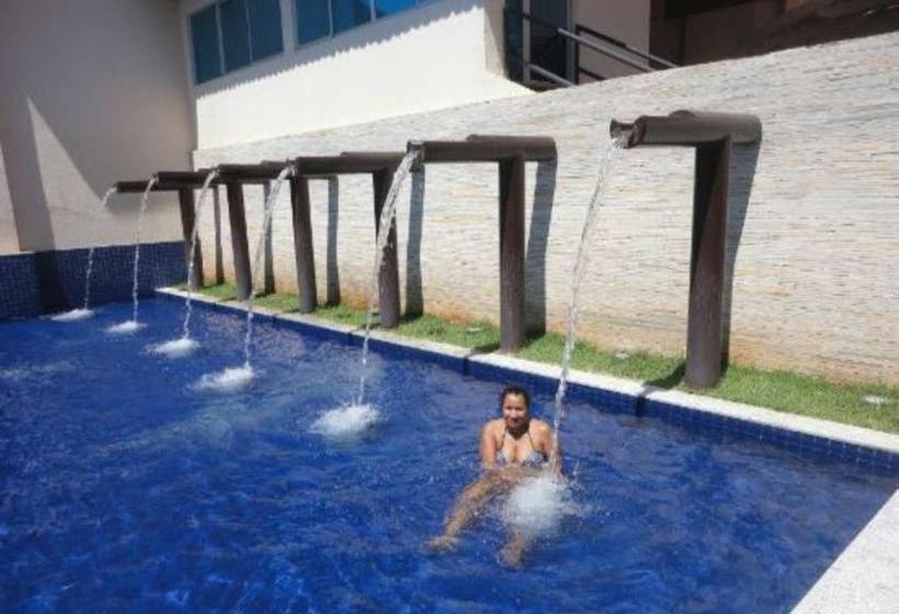 בית מלון כפרי Hot Springs